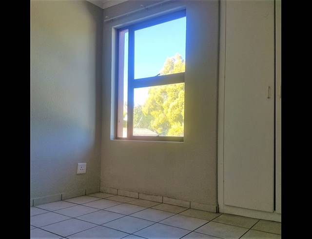 3 BEDROOM TOWNHOUSE RENTED IN WINCHESTER HILLS